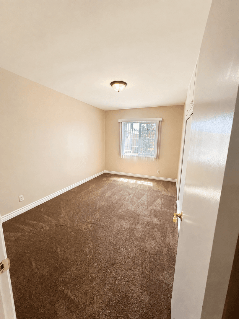 Whittier House: 13736 Cornishcrest Dr