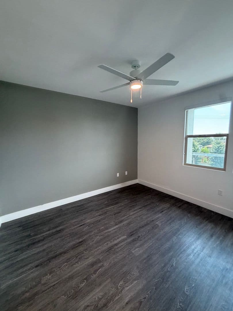 Whittier Apartment: 8115 Via Alta