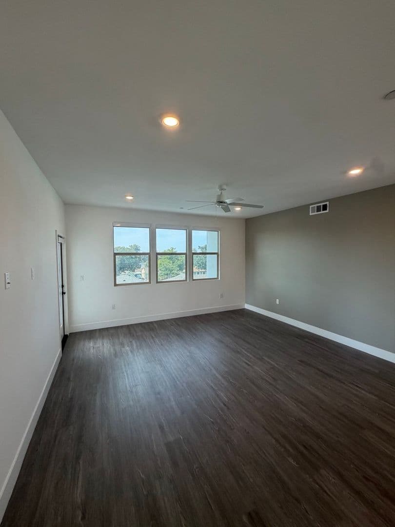 Whittier Apartment: 8115 Via Alta