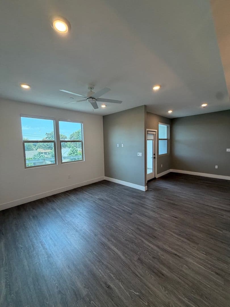 Whittier Apartment: 8115 Via Alta