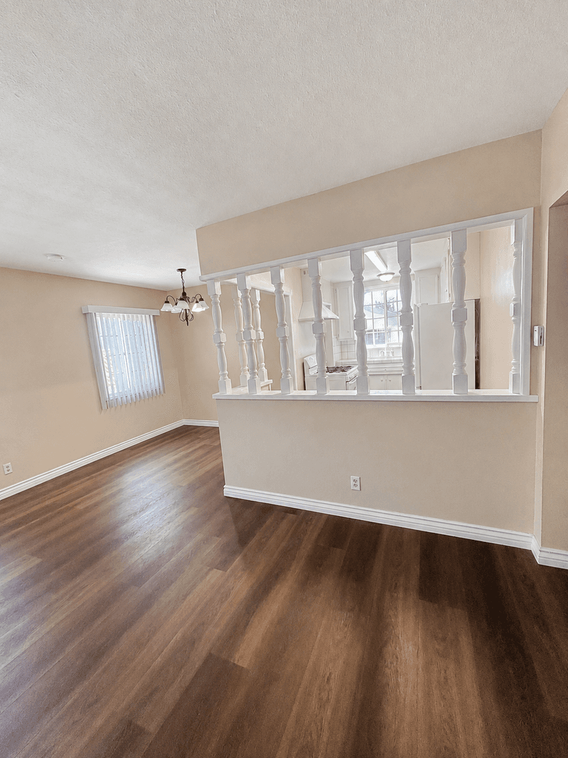 Whittier House: 13736 Cornishcrest Dr
