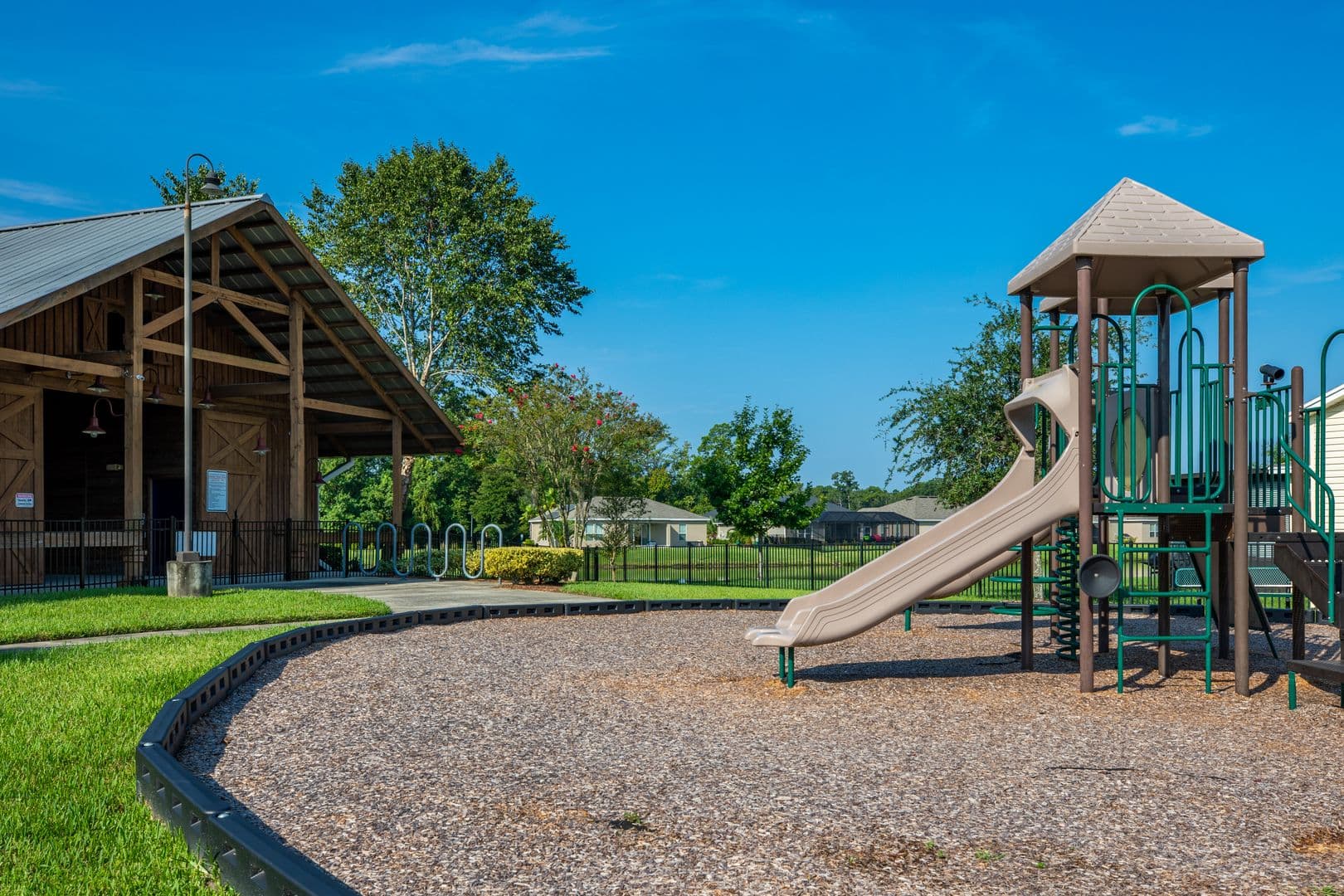Jacksonville House: 1455 Oldenburg Dr