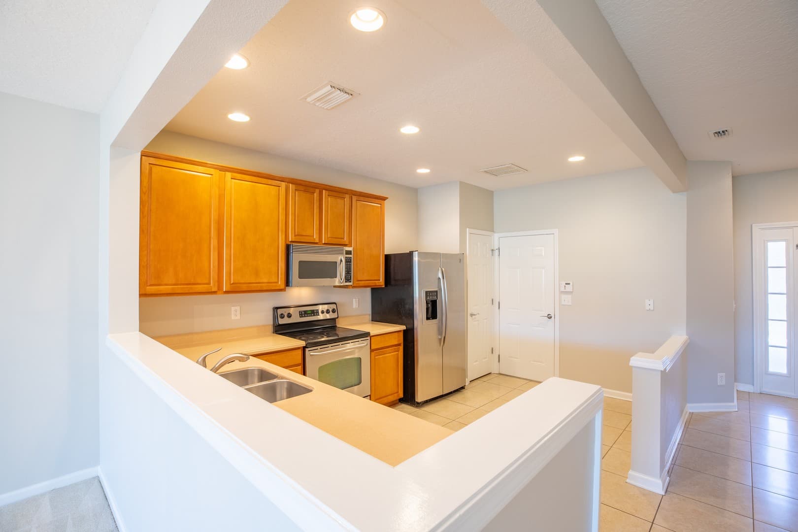 Jacksonville House: 13292 Stone Pond Dr