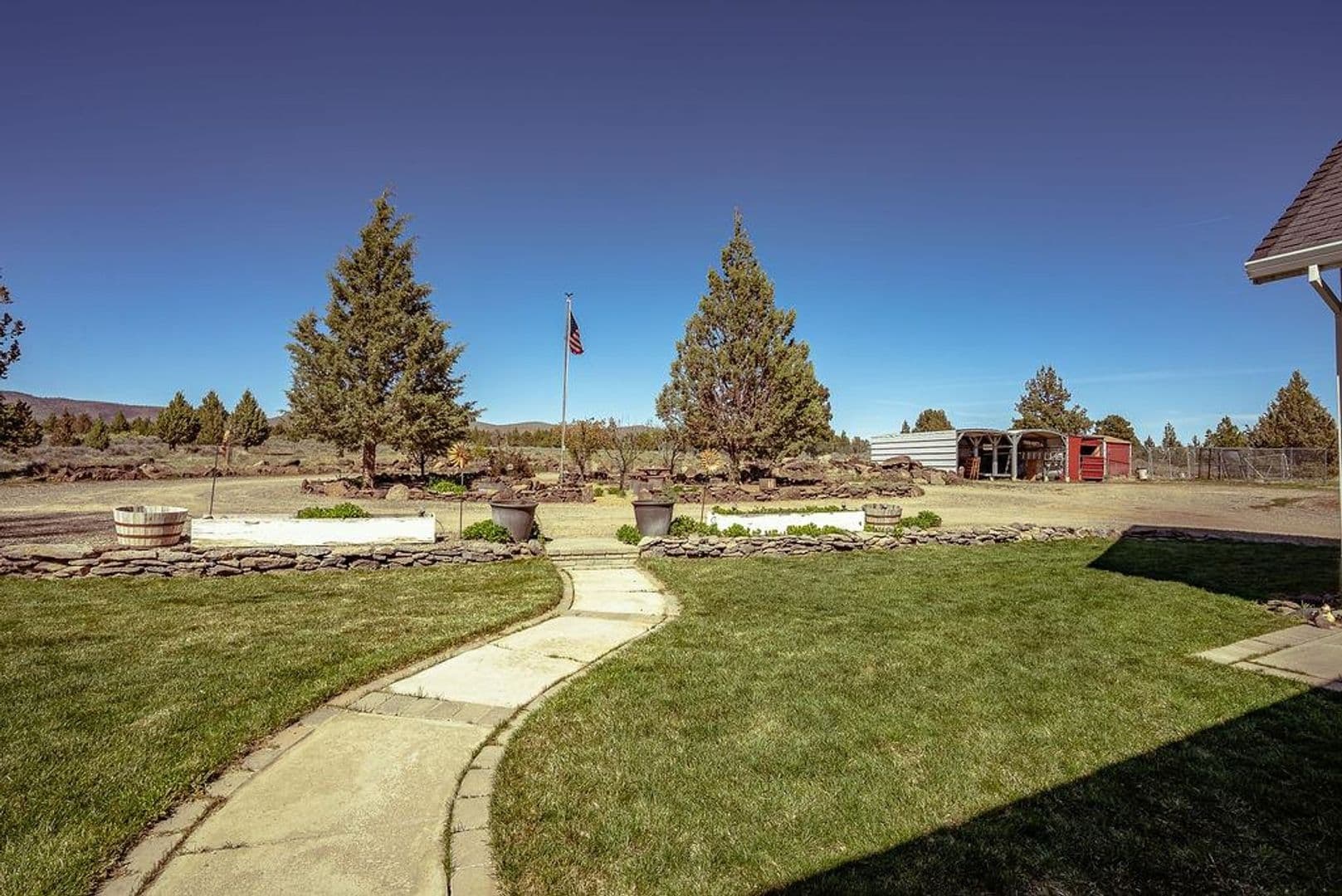 Susanville House: 705-115 KennethLane