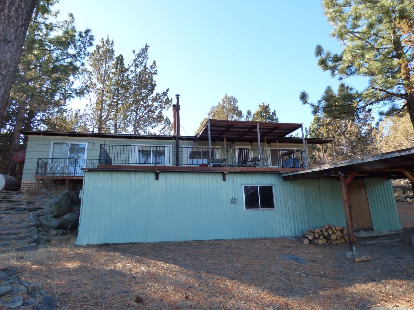 Susanville House: 509-380 Stone Rd.