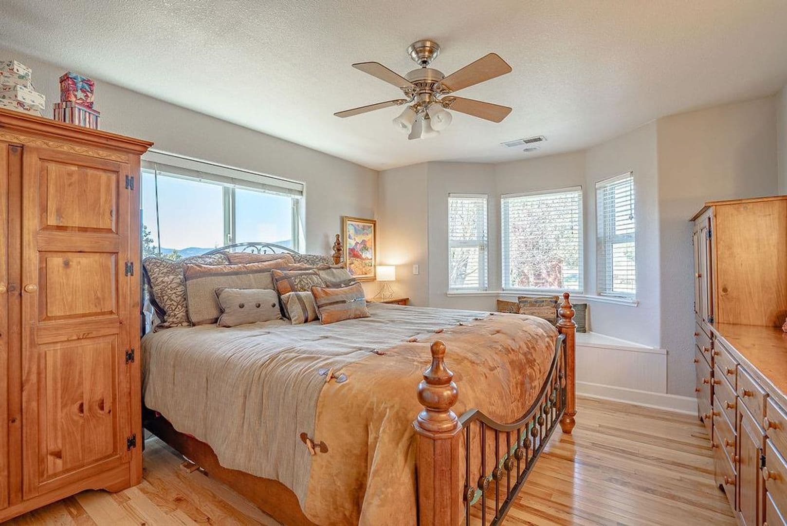 Susanville House: 705-115 KennethLane