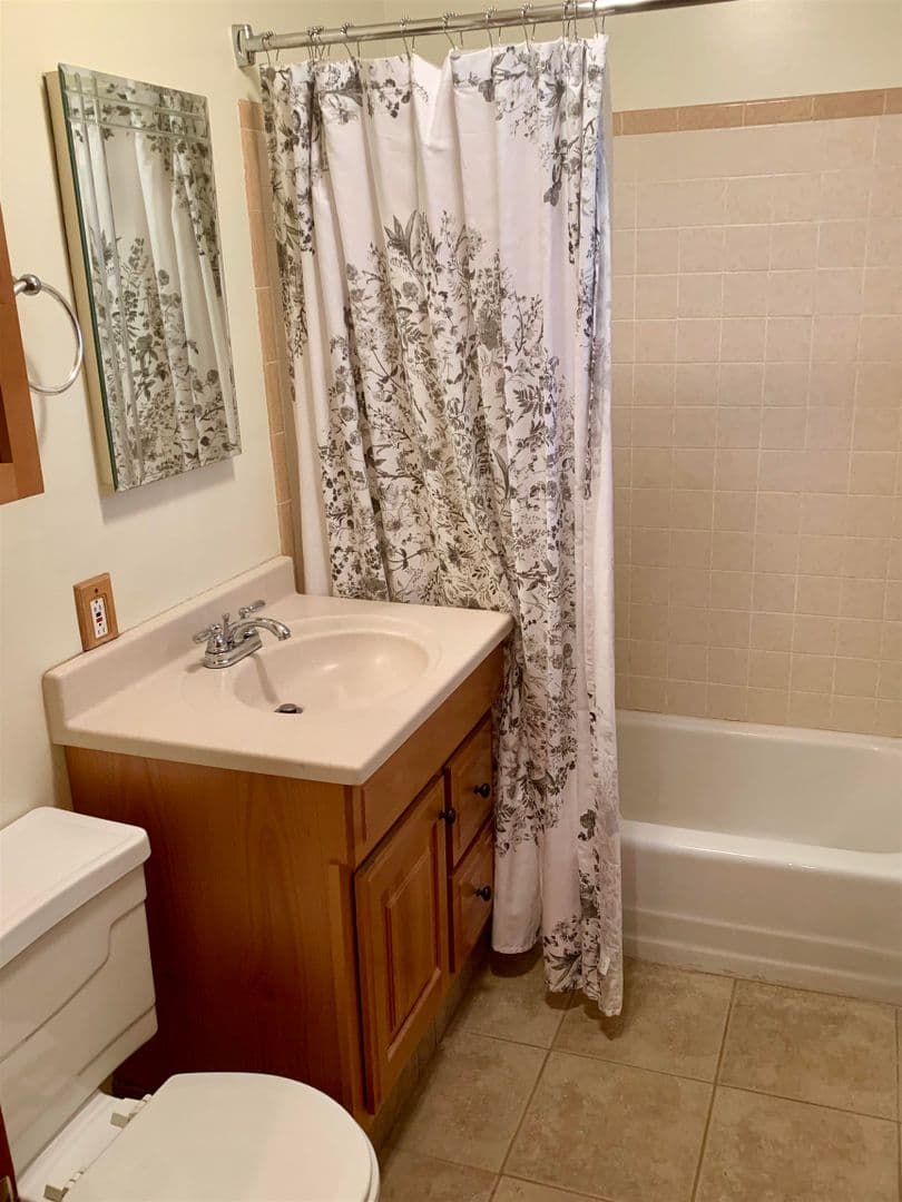 Clear Creek House: 463-335 Twin Pine Drive