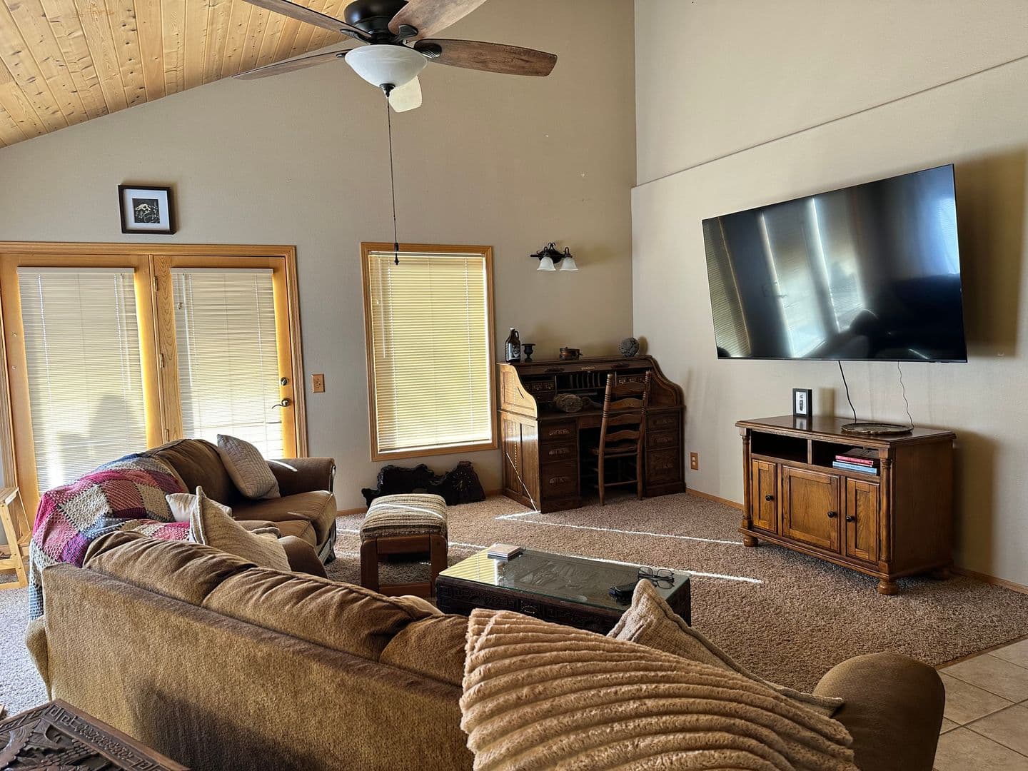 Lake Almanor House: 3350 Cedar Lane