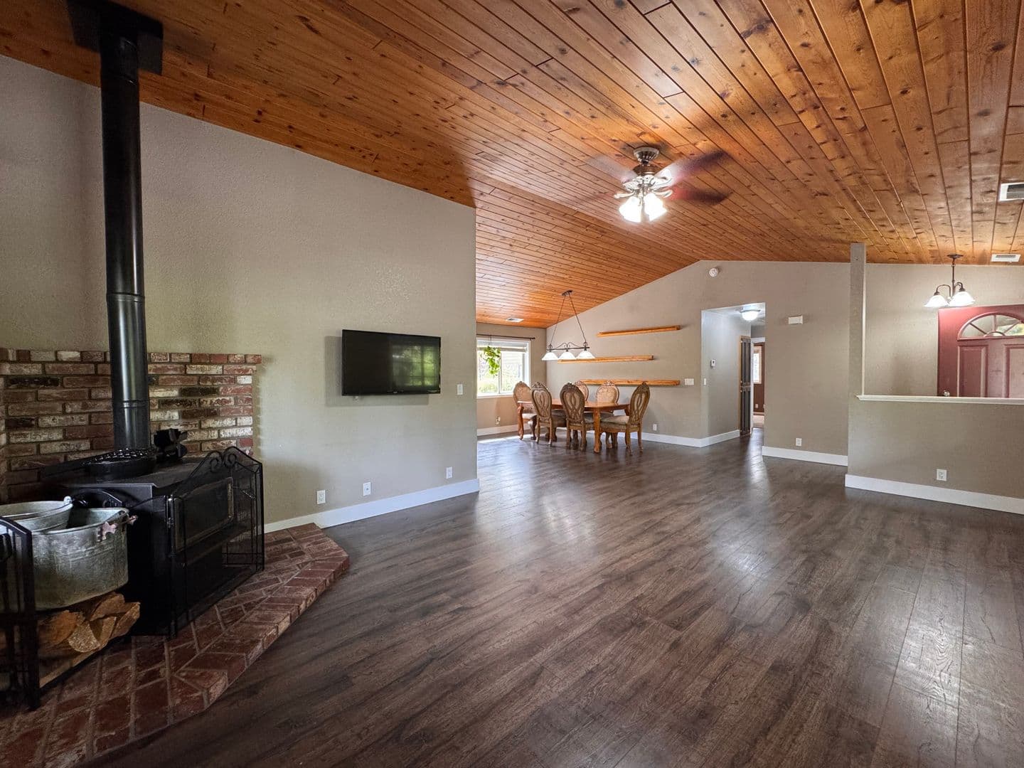 Westwood House: 116 Riverbend Way