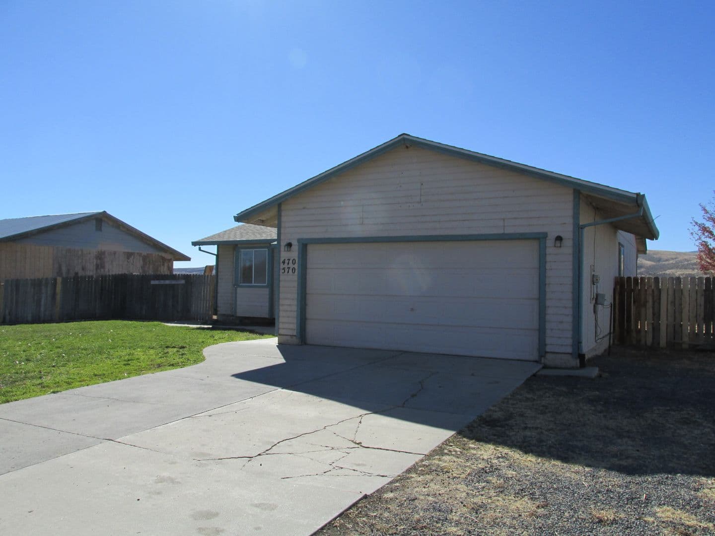 Susanville House: 470-570 Cottonwood Rd.