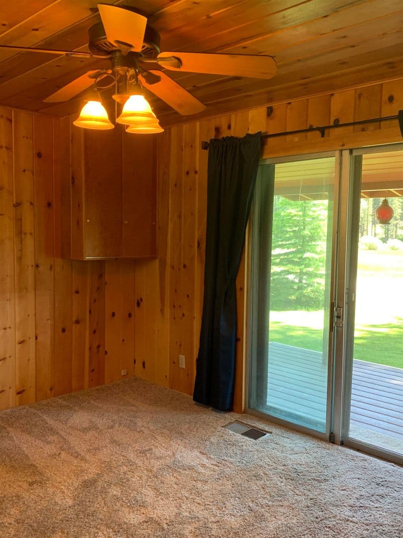 Clear Creek House: 463-335 Twin Pine Drive