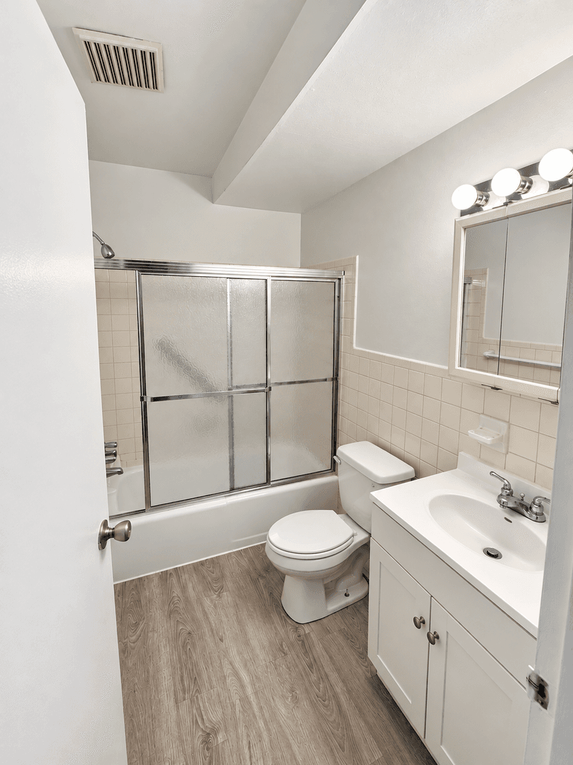 Trevose Apartment: 2555 Old Trevose Road