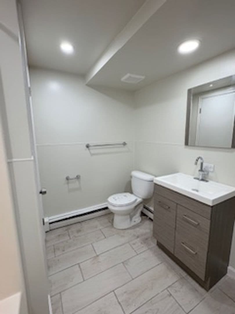 Spring City Apartment: 06 Riverside Drive