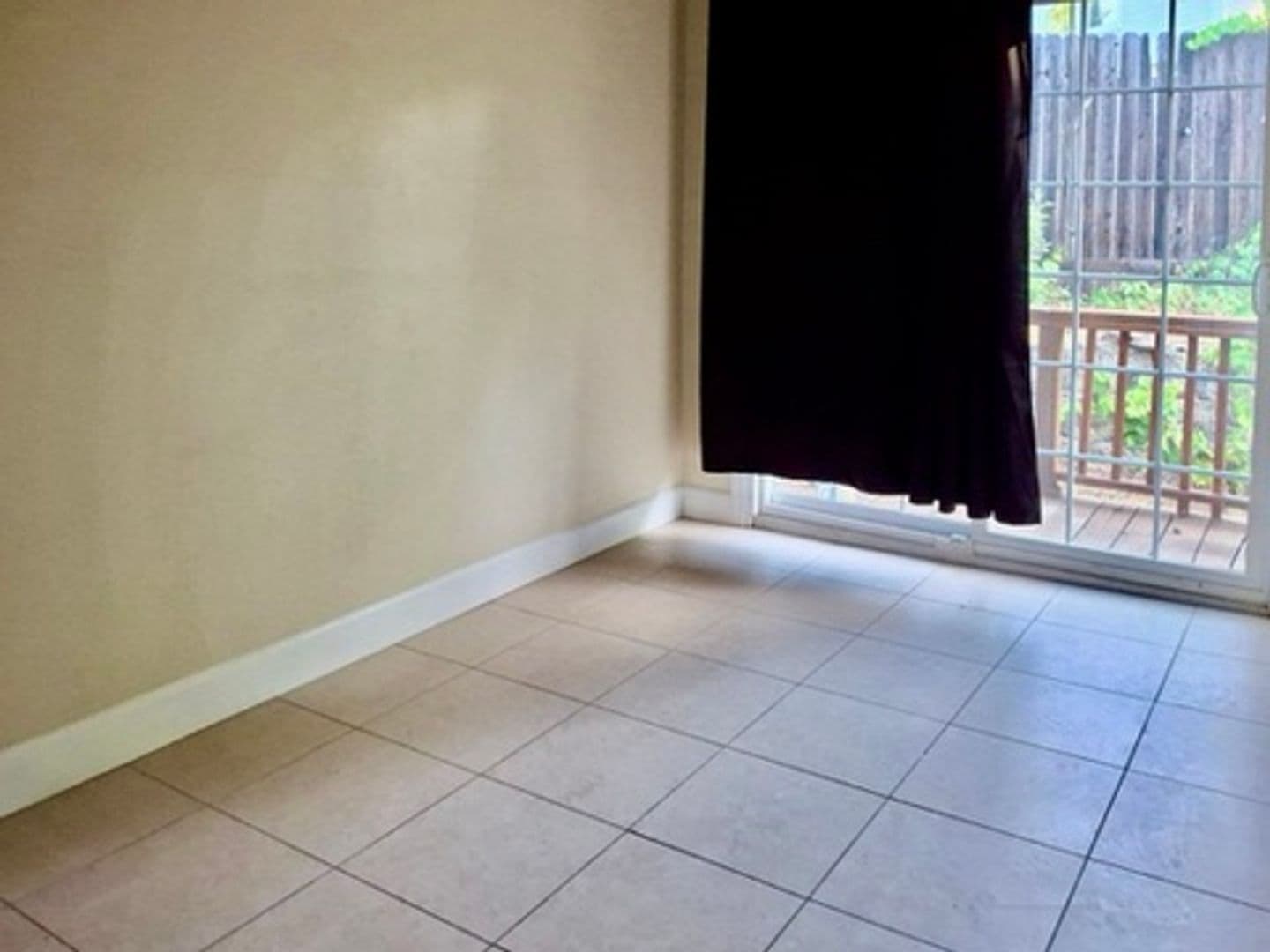 Auburn House: 12155 Norman Lane