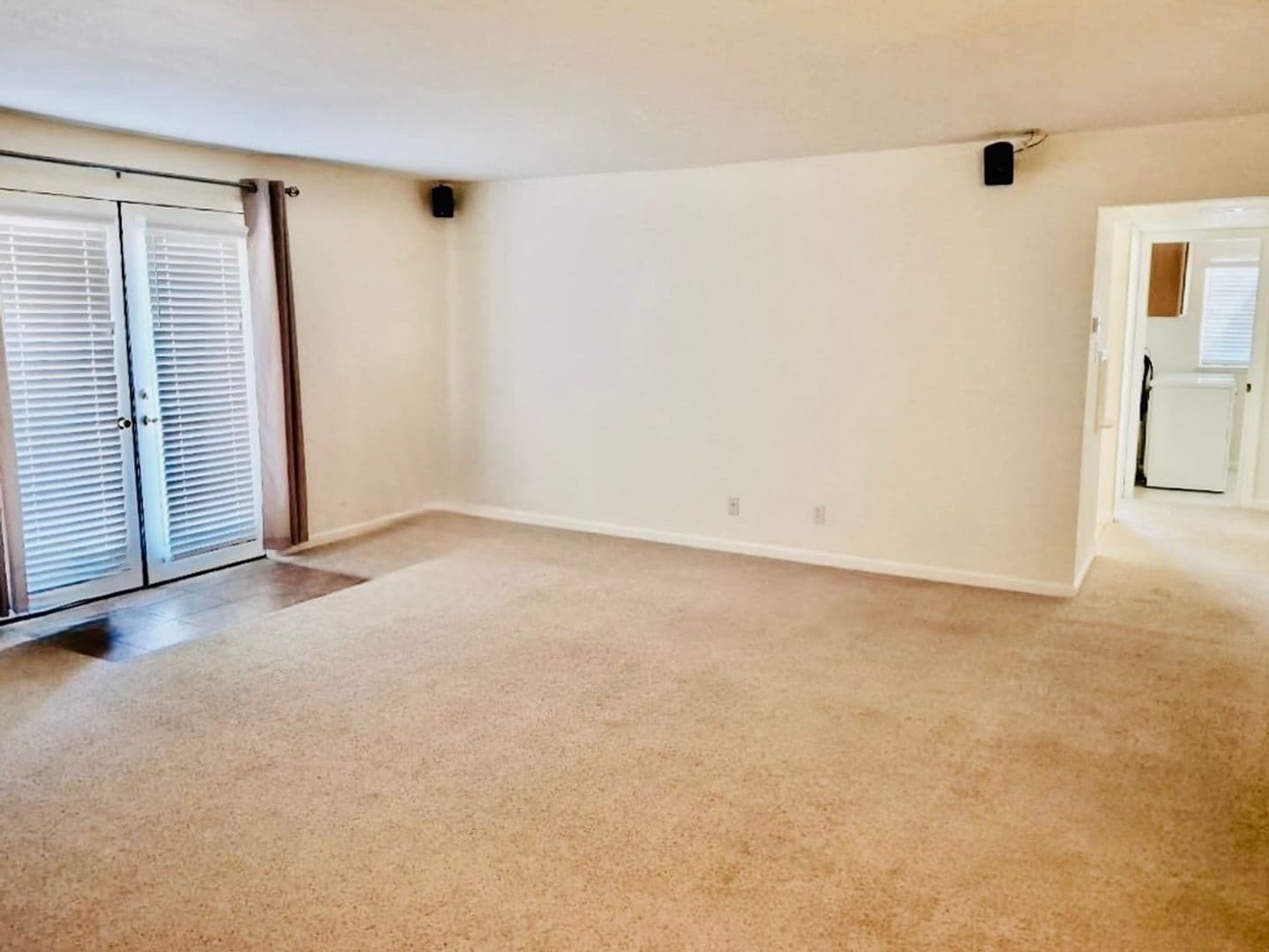 Auburn Apartment: 110 Dorer Drive