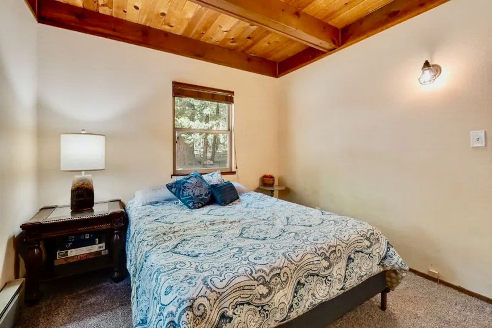 Alta House: 34735 E Towle Road