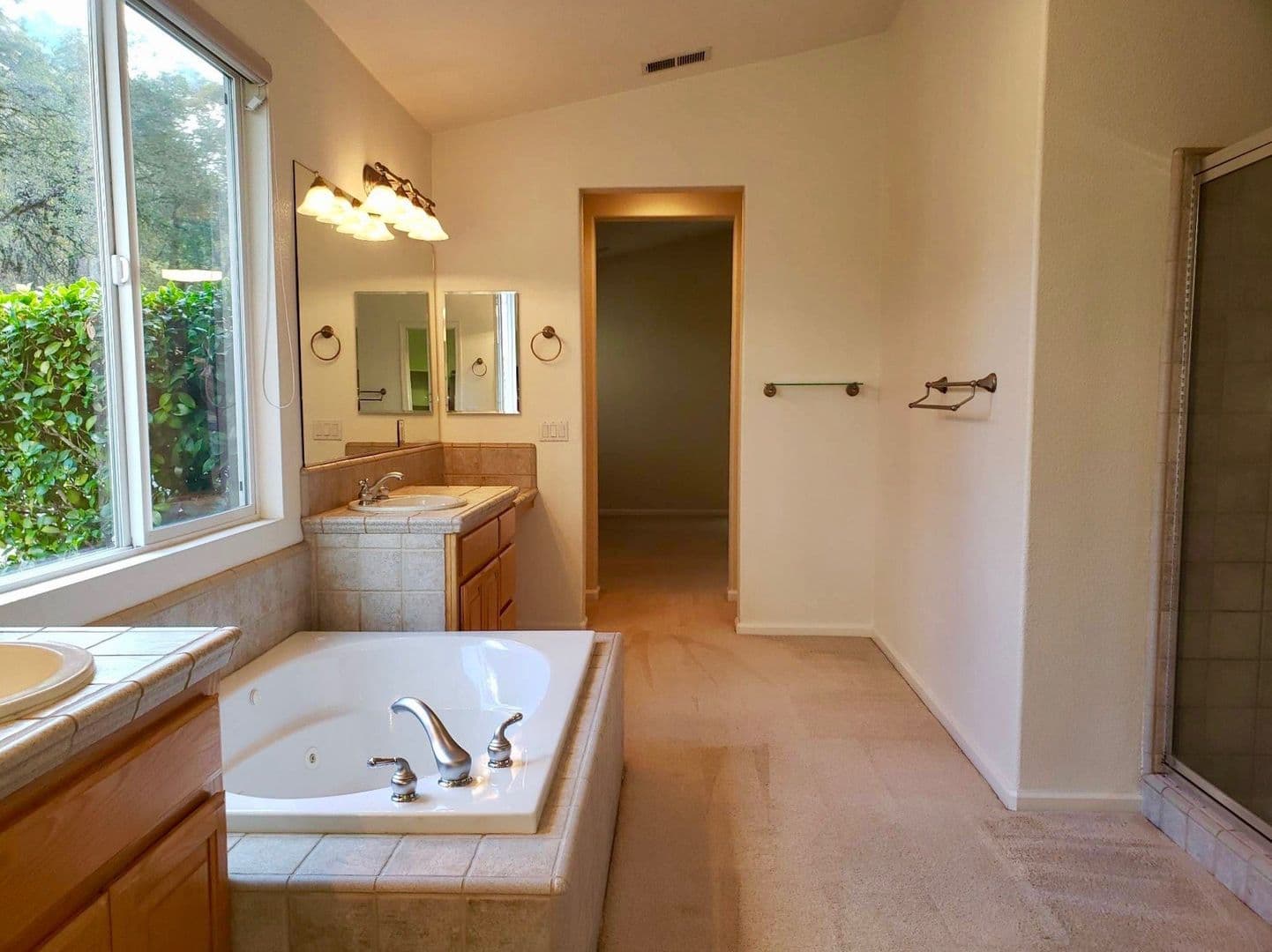 Auburn House: 11130 Montana Drive
