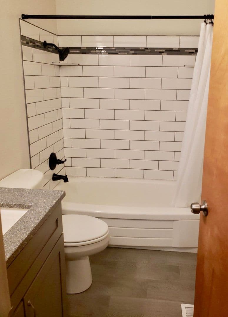 Auburn Apartment: 110 Belmont Drive