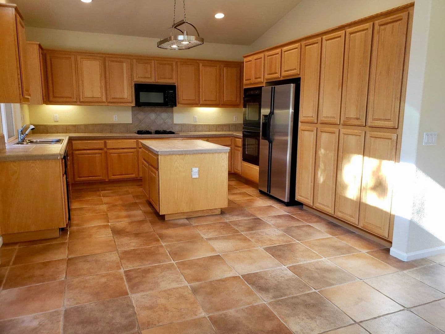 Auburn House: 11130 Montana Drive
