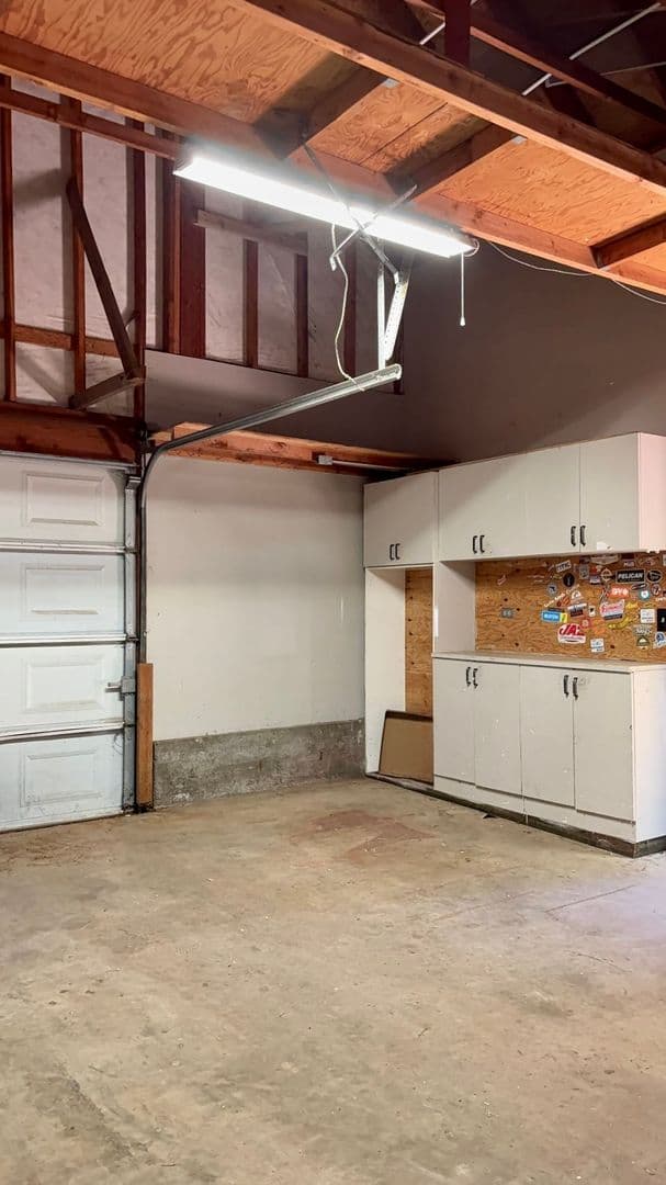 Alta House: 34735 E Towle Road