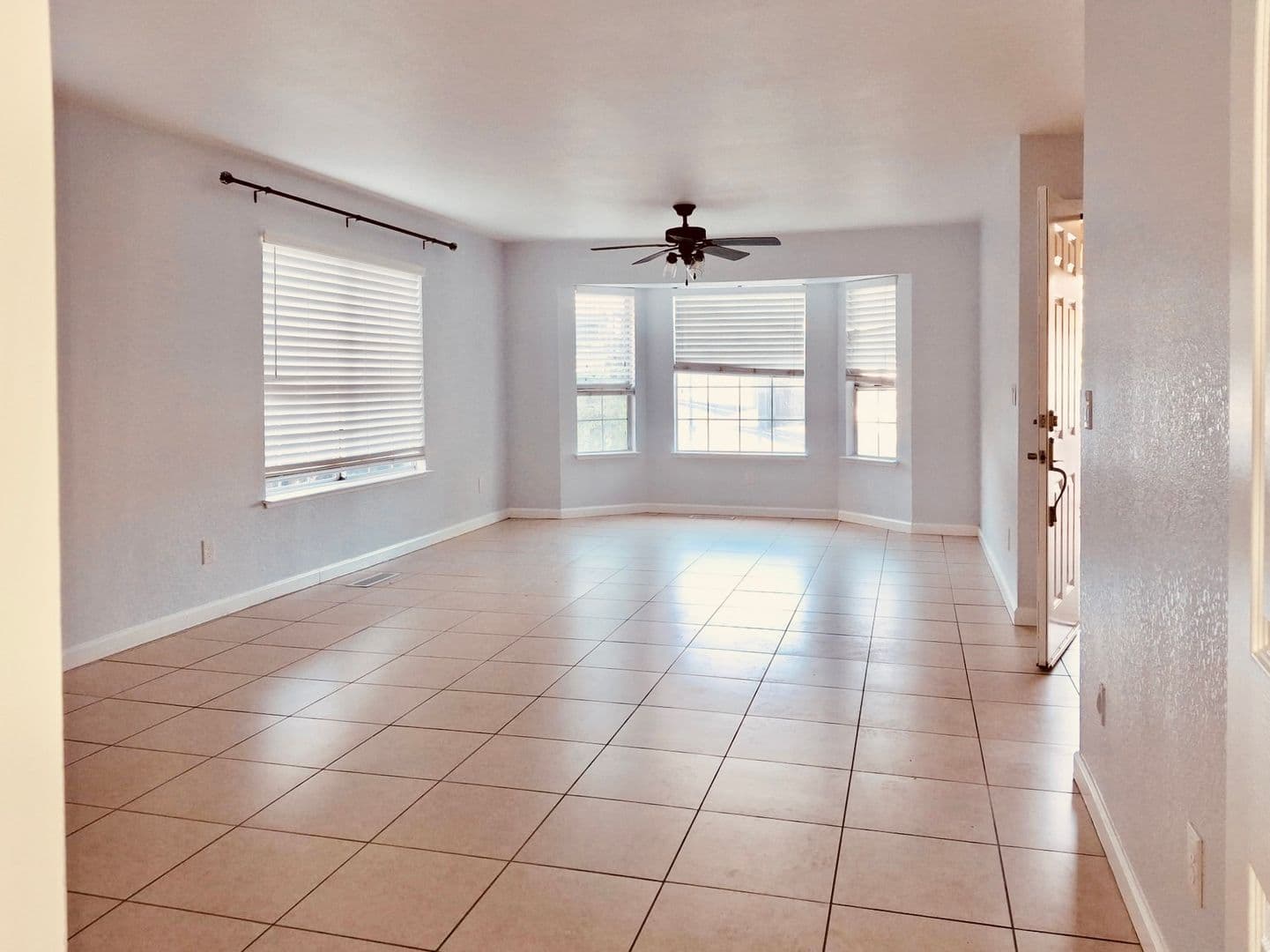 Auburn House: 12155 Norman Lane