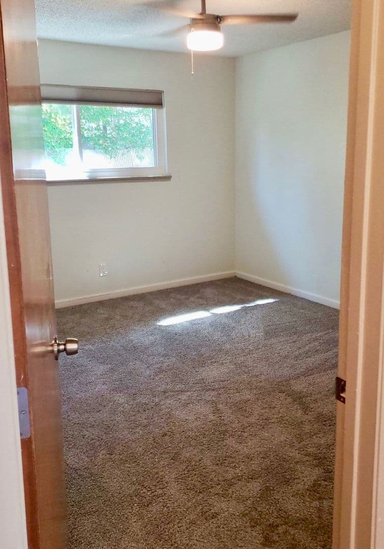 Auburn Apartment: 110 Belmont Drive