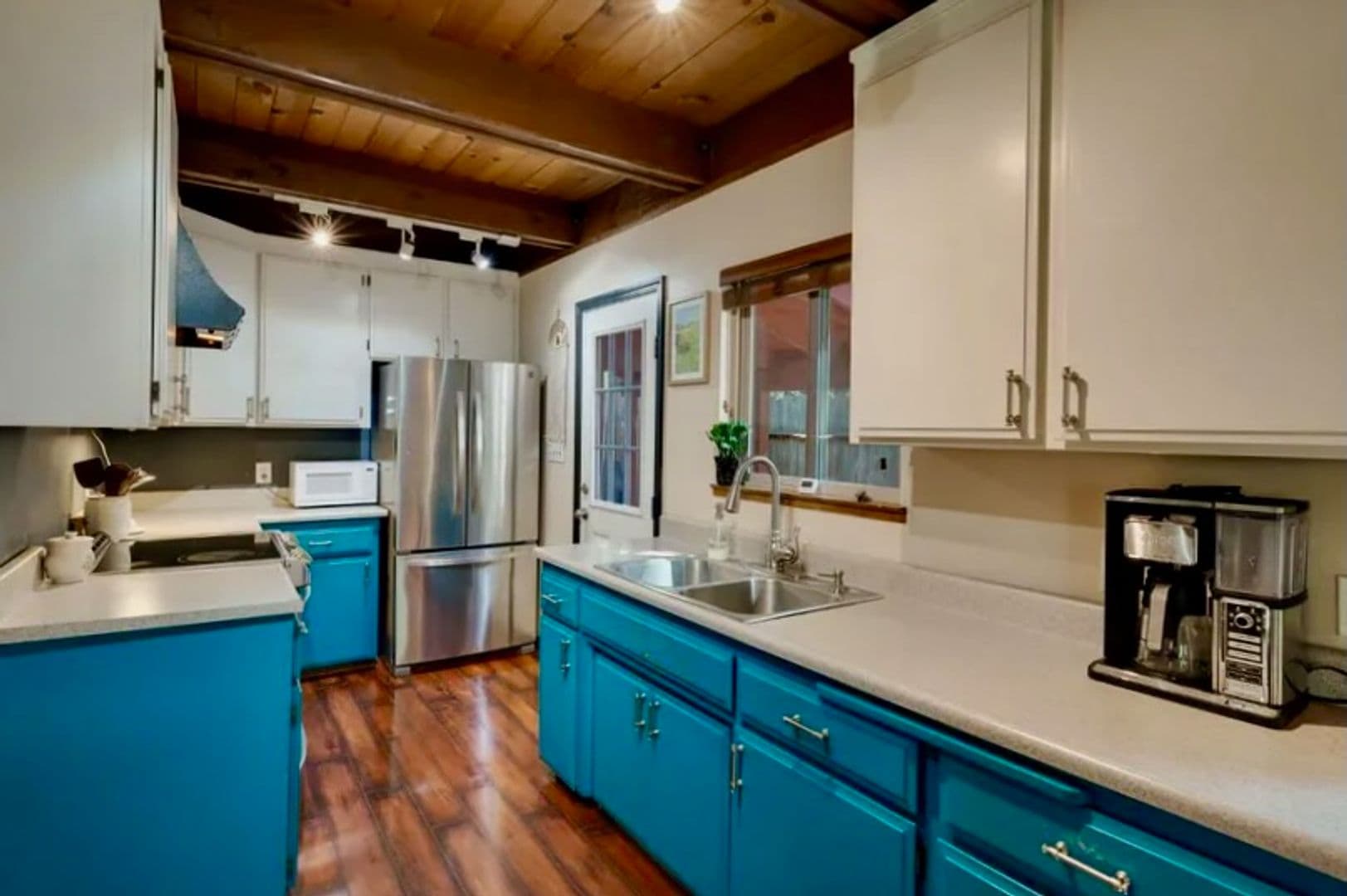 Alta House: 34735 E Towle Road