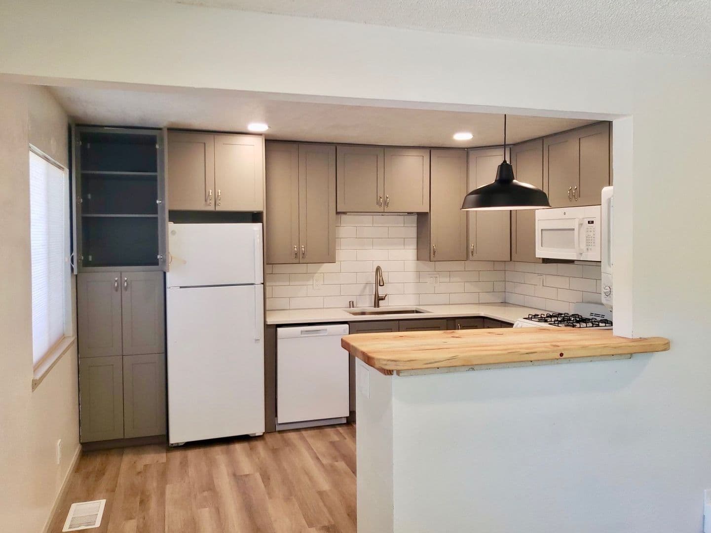 Auburn Apartment: 110 Belmont Drive
