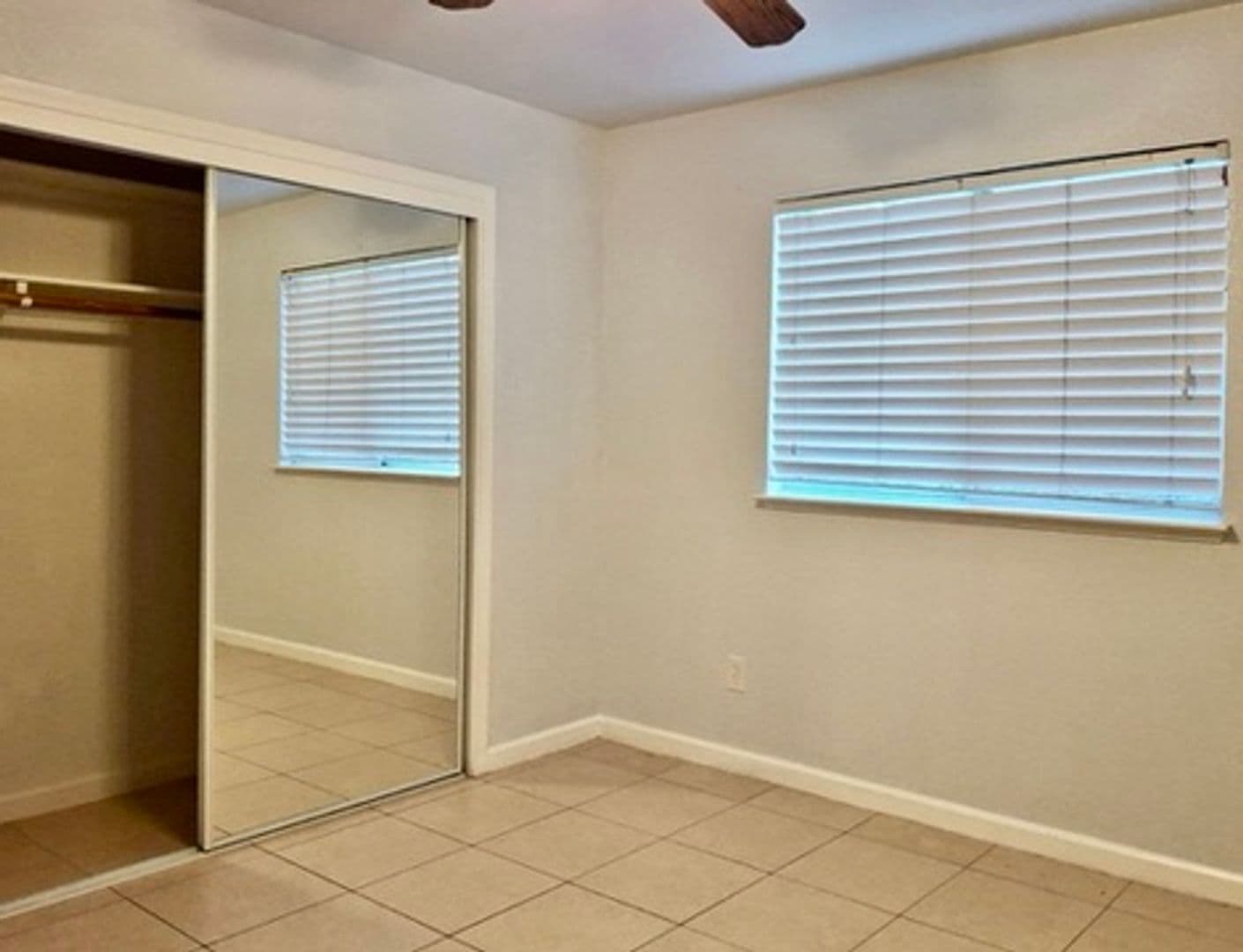 Auburn House: 12155 Norman Lane