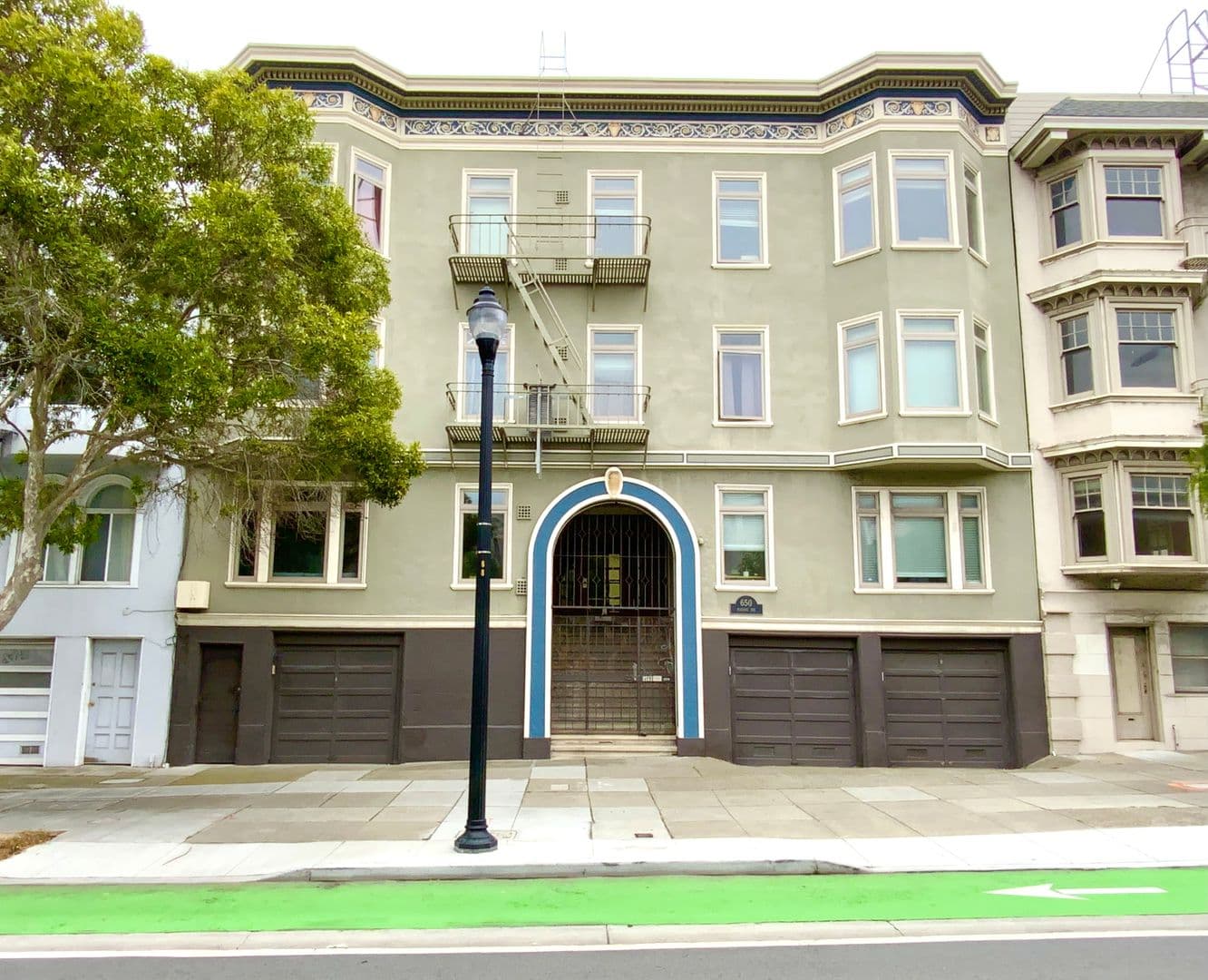 San Francisco Apartment: 650 Masonic Ave.