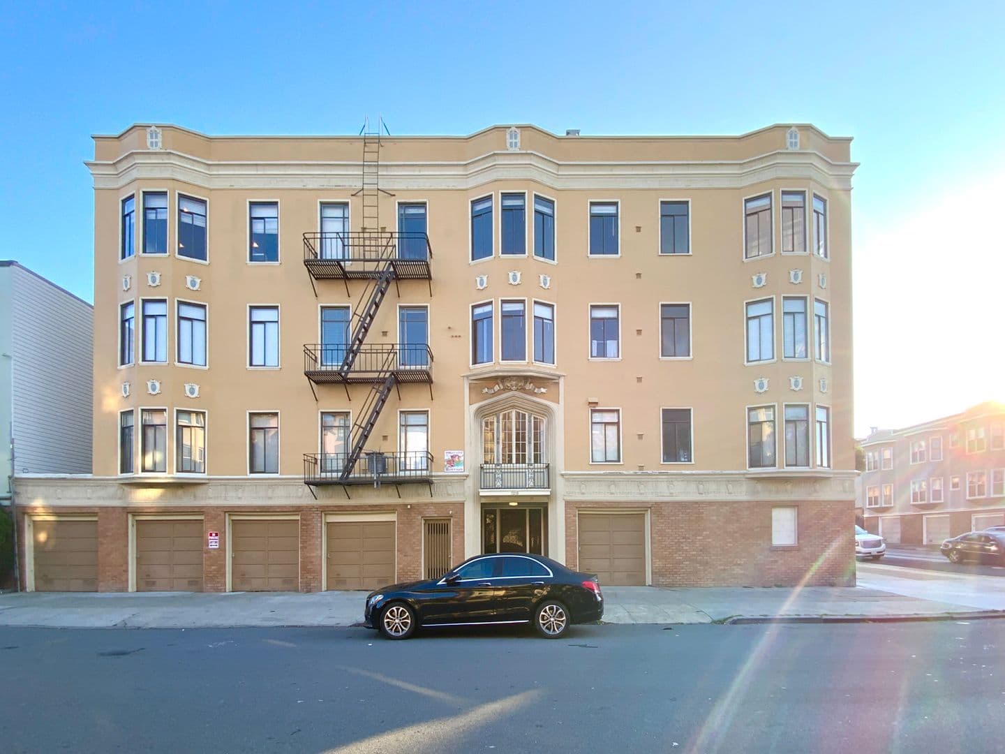 San Francisco Apartment: 3210 Gough St.