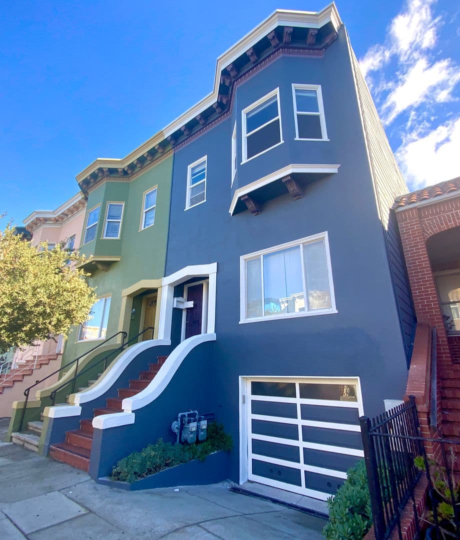 San Francisco Apartment: 923 Capp St.