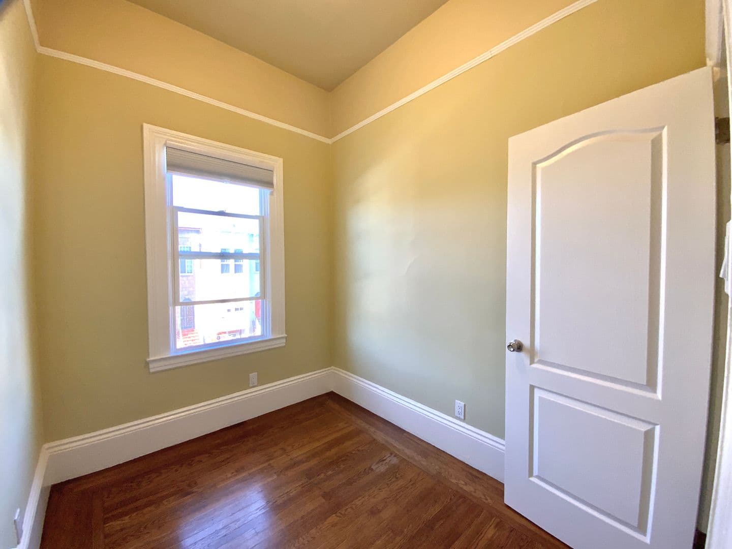 San Francisco Apartment: 923 Capp St.