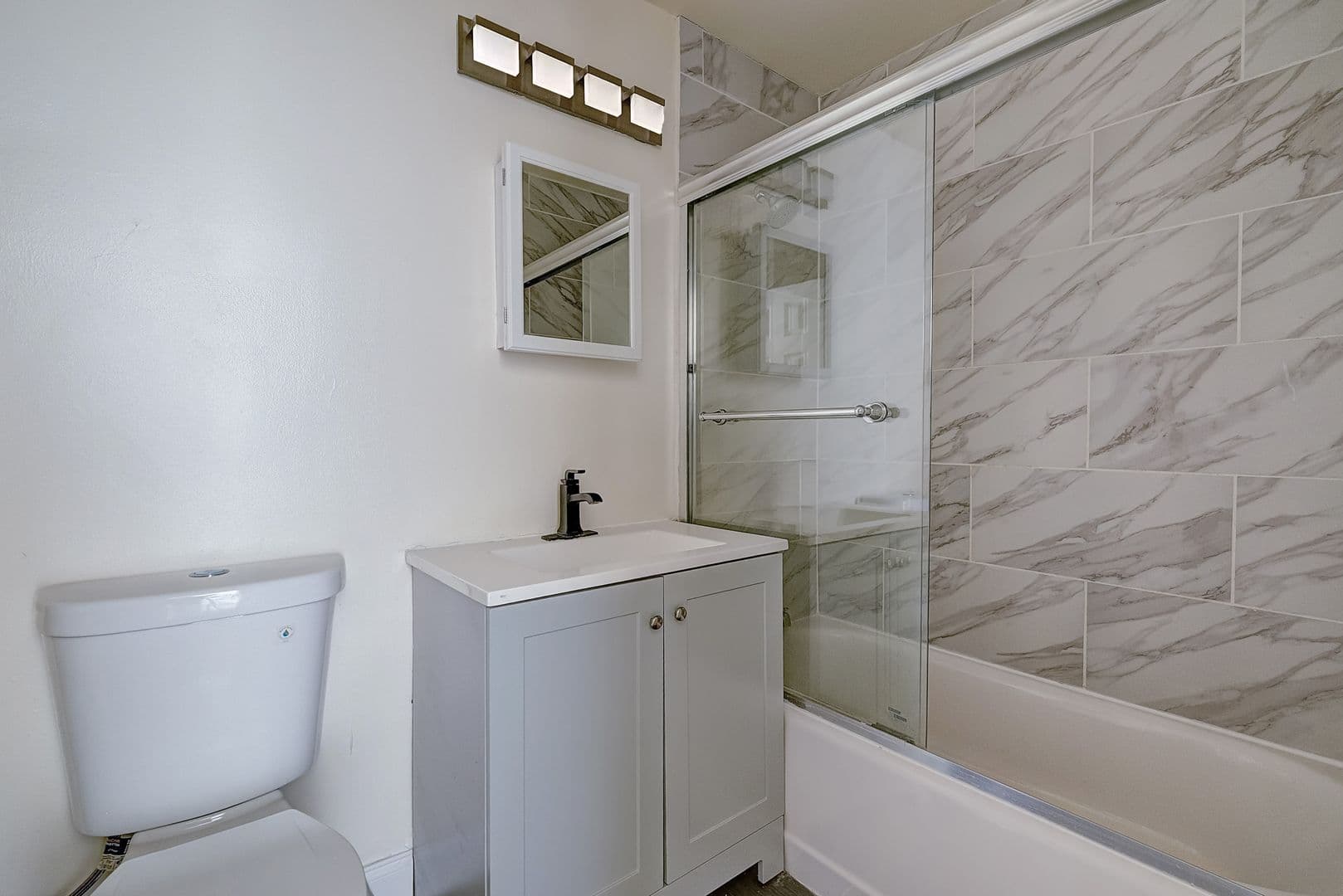 South Orange Apartment: 22 Cottage Street