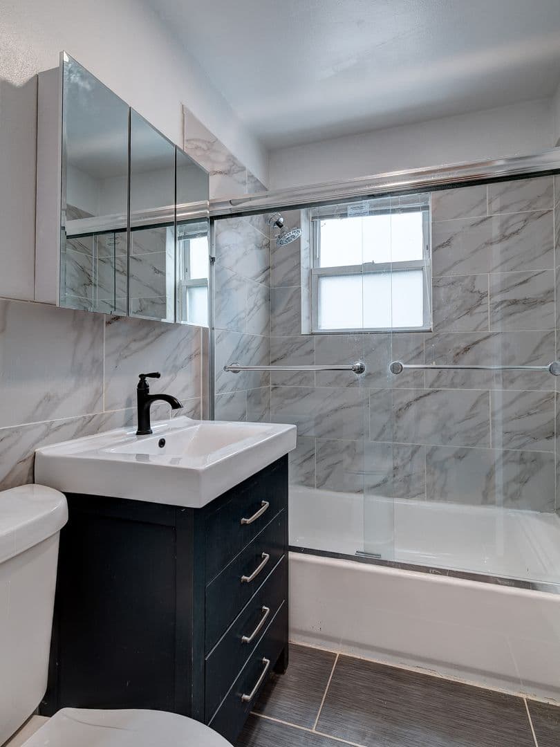 South Orange Apartment: 22 Cottage Street