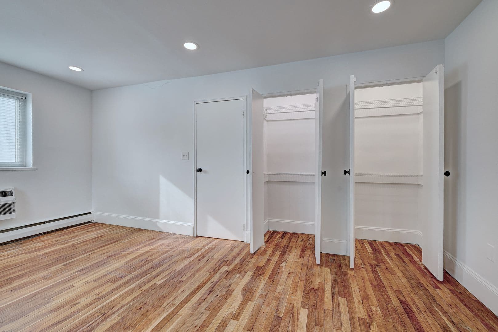 South Orange Apartment: 22 Cottage Street