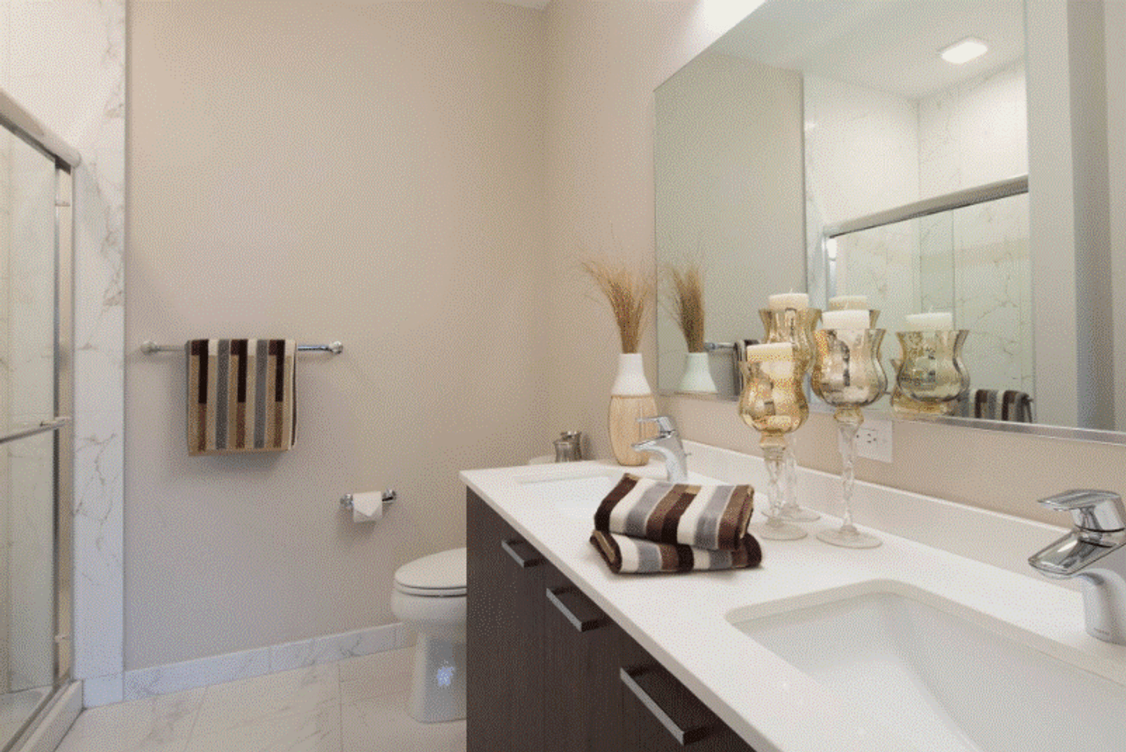 Hackensack Apartment: 295 Polifly Road