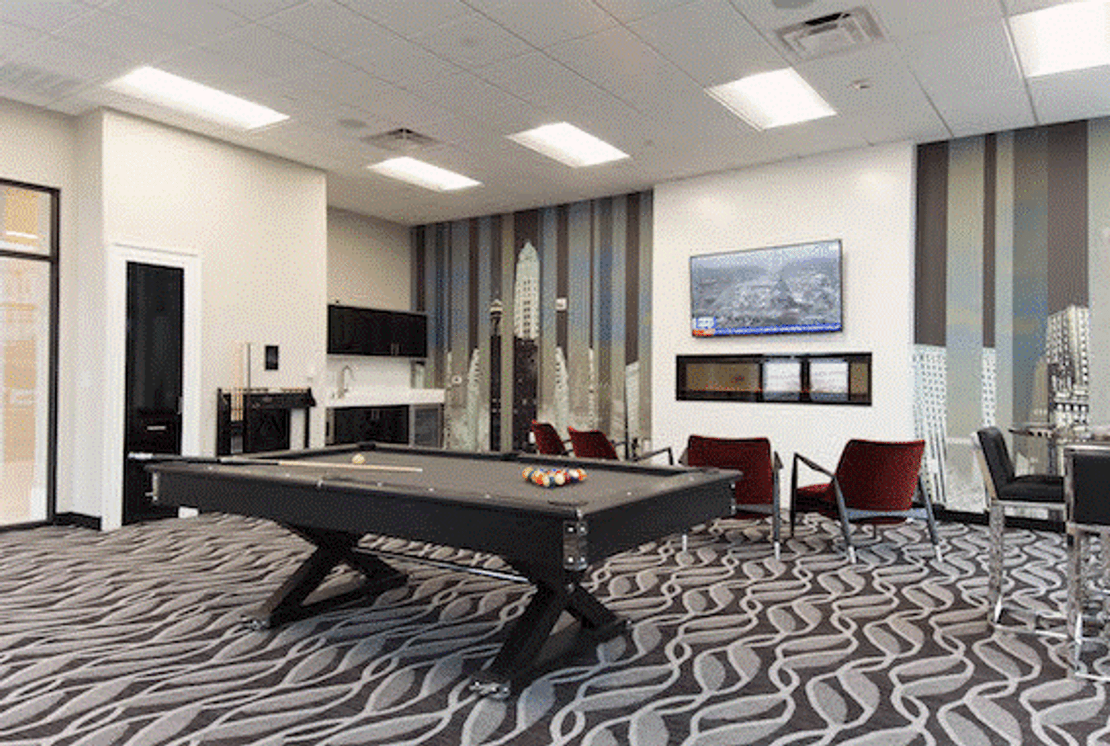 Hackensack Apartment: 295 Polifly Road