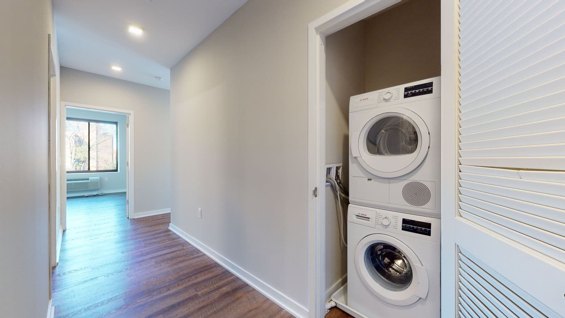 Hackensack Apartment: 295 Polifly Road