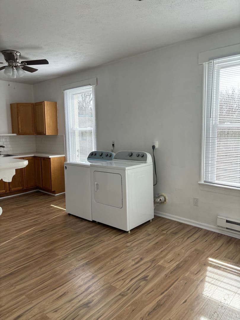 staunton Apartment: 814 W Beverley St
