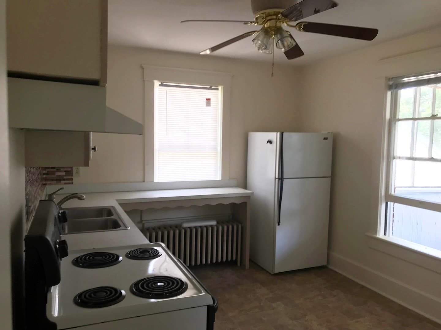 Waynesboro Apartment: 416 Cherry Avenue