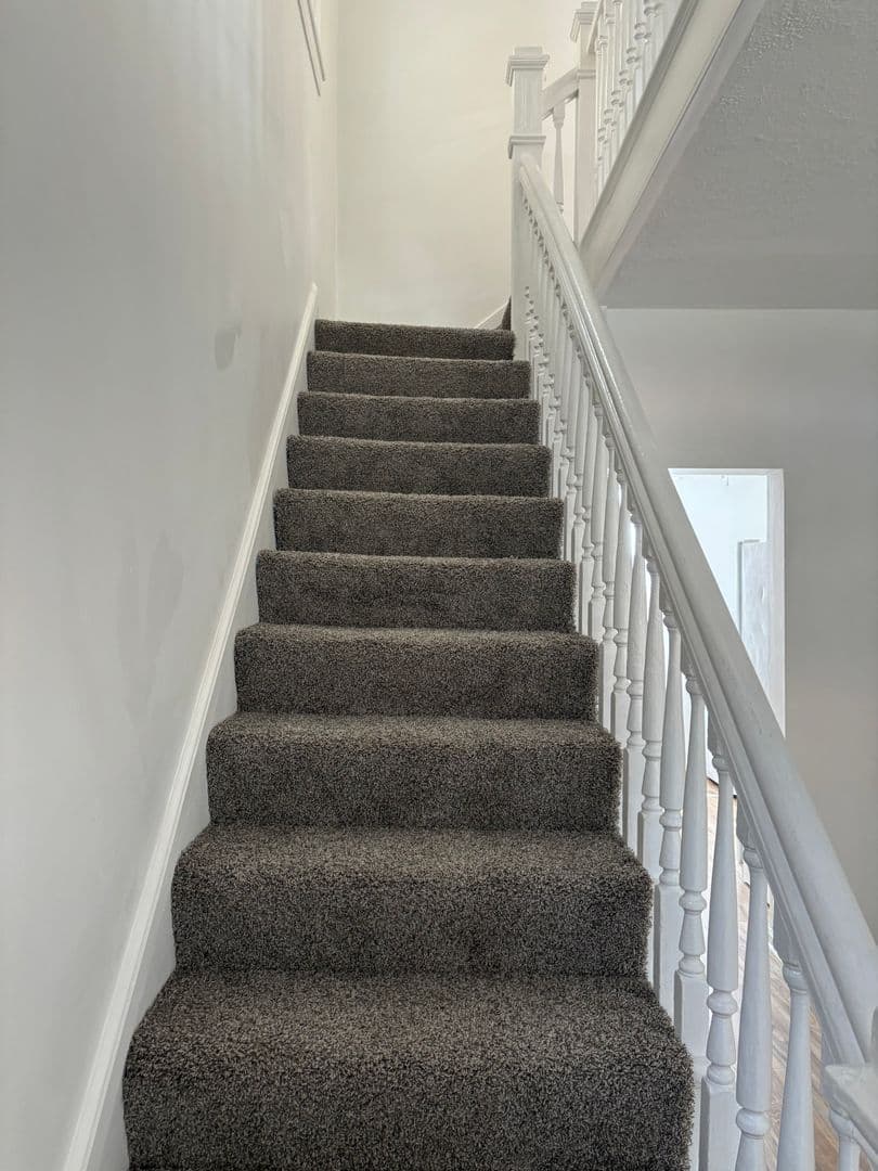 staunton Apartment: 814 W Beverley St