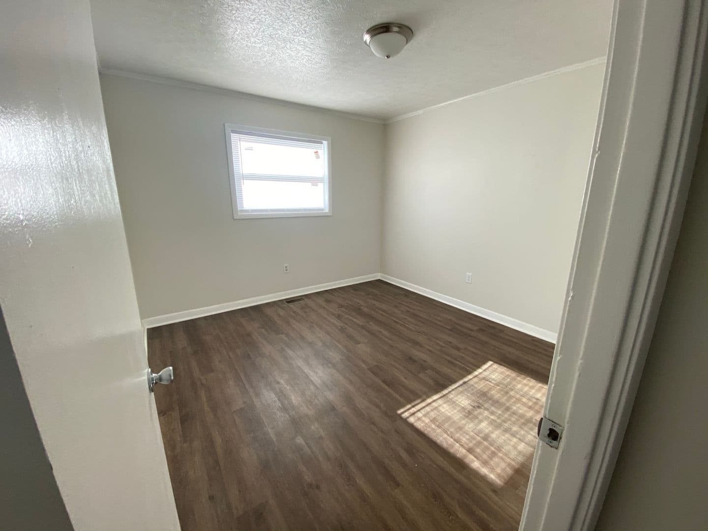 Waynesboro Apartment: 1019 Albemarle Ave