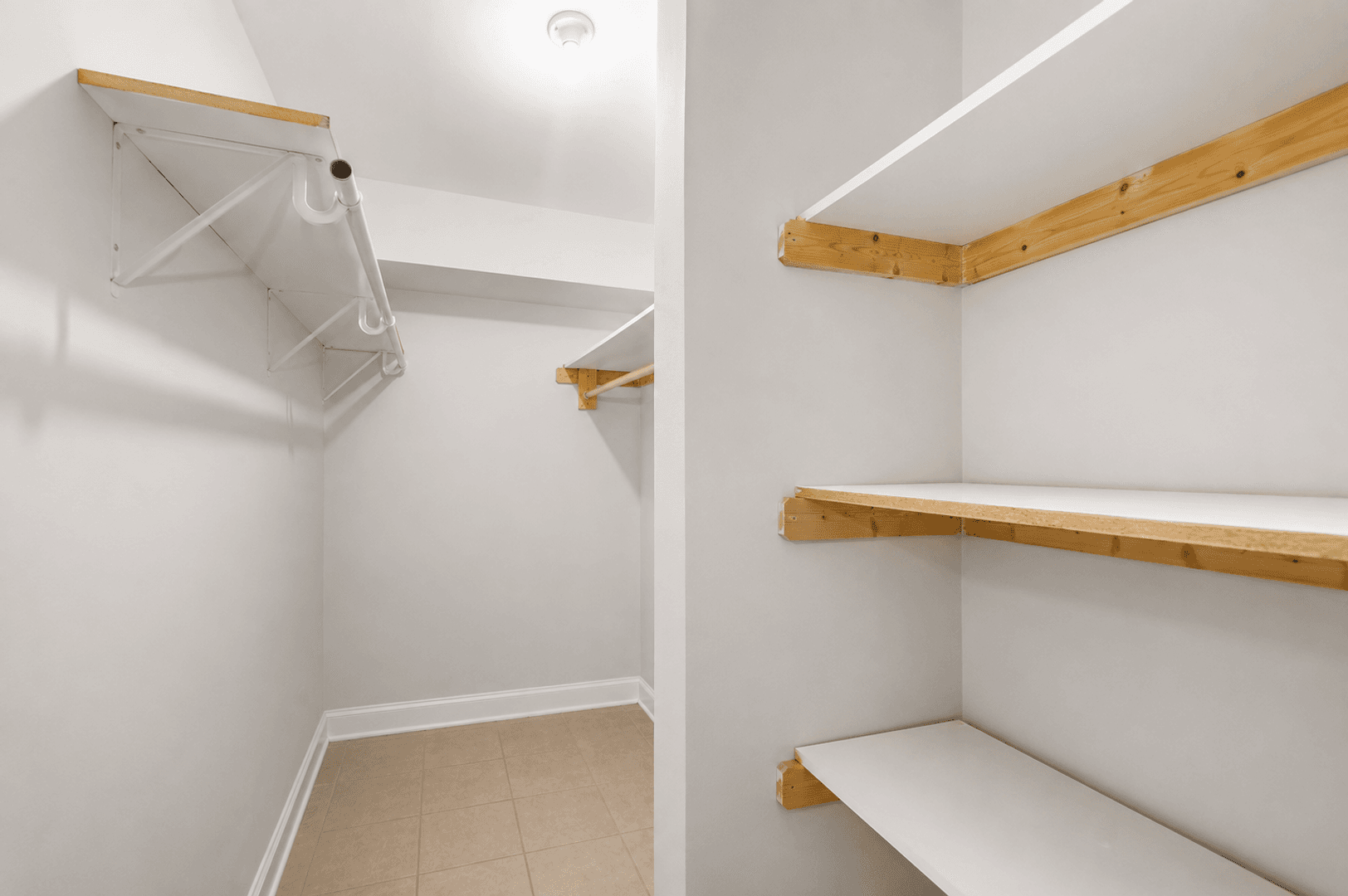 Chicago Apartment: 4934 S. King Drive