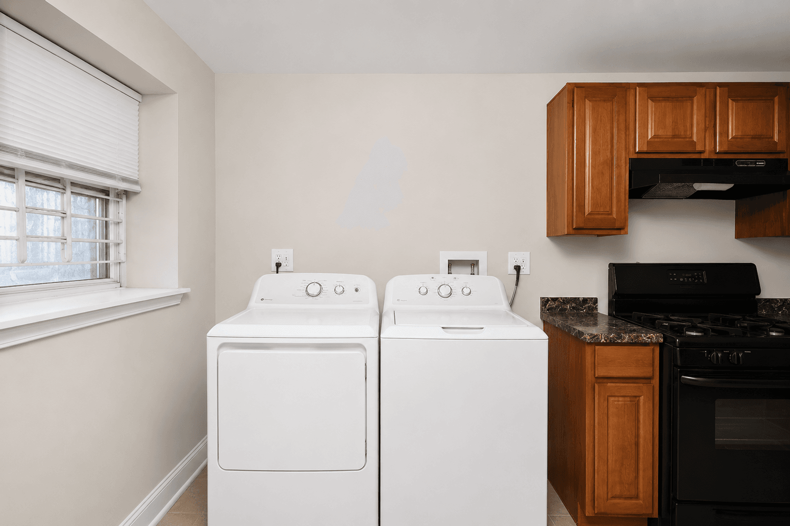 Chicago Apartment: 4934 S. King Drive