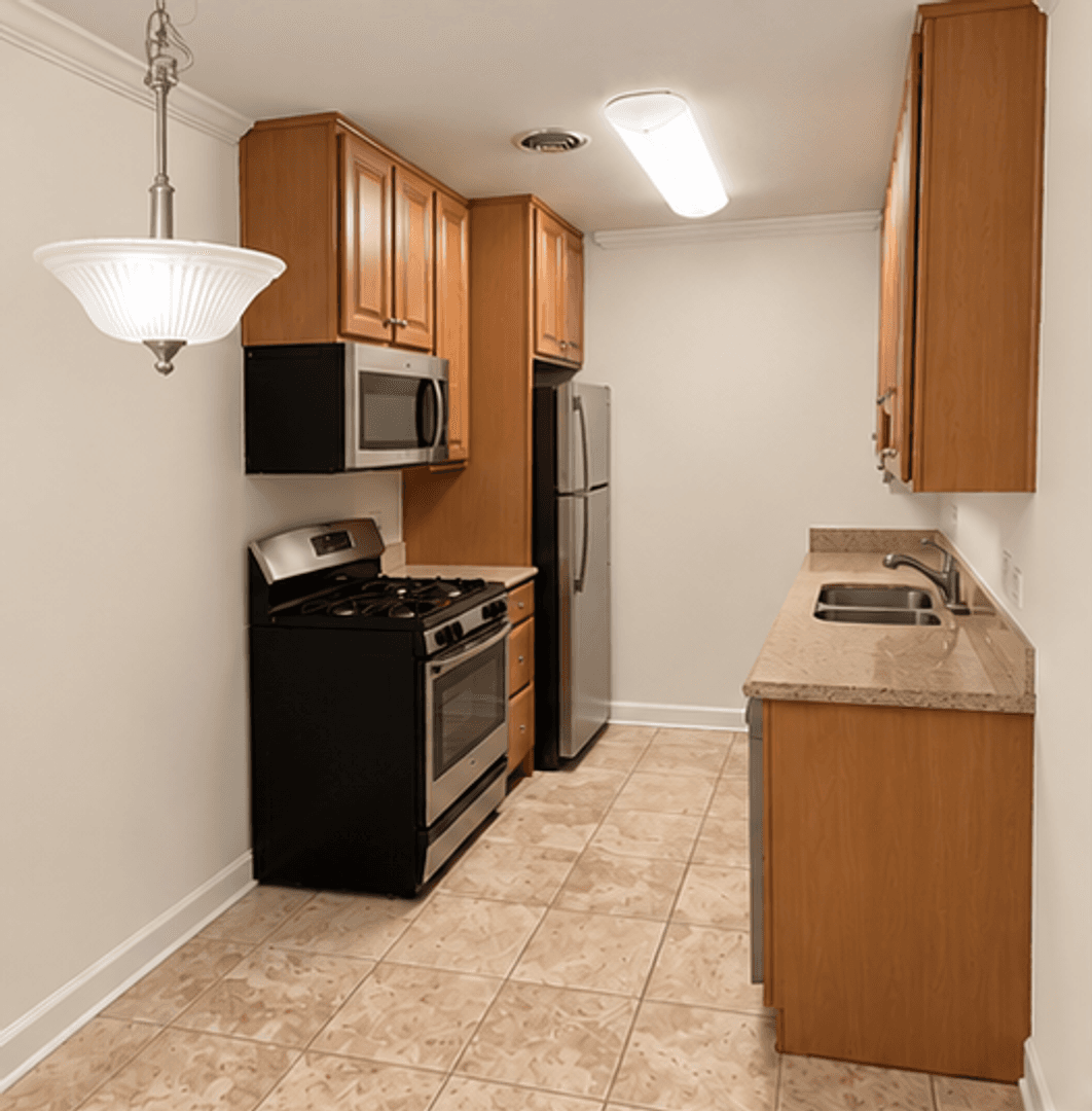 Hillside Apartment: 1919 & 2021 S. Wolf Rd
