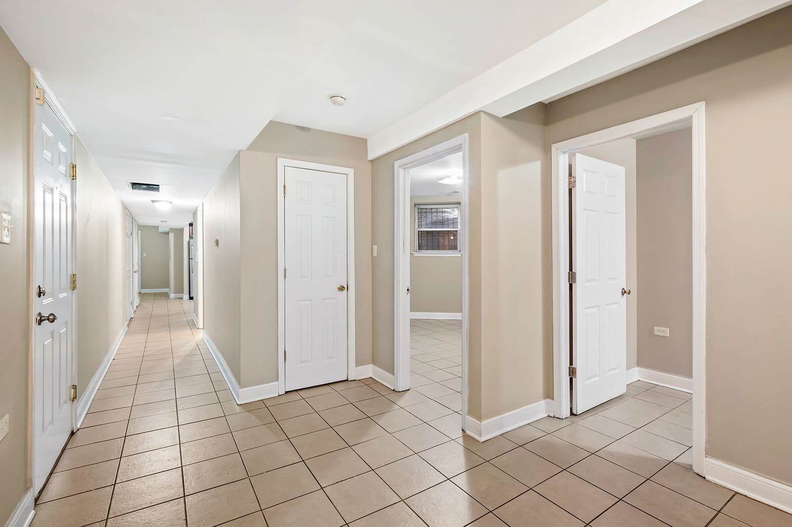 Chicago Apartment: 4851 S. Prairie