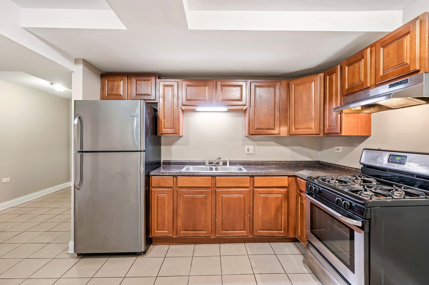 Chicago Apartment: 4851 S. Prairie