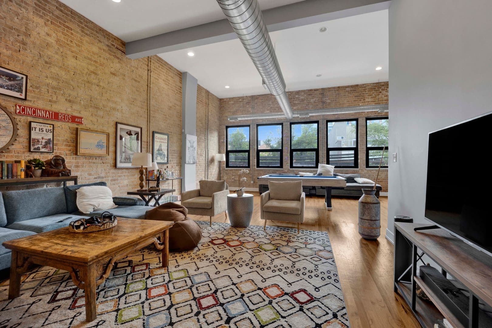 Chicago Apartment: 1015-21 Lake Street