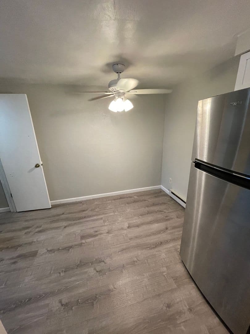 Cheswick Apartment: 1-12 Locust Hill Dr